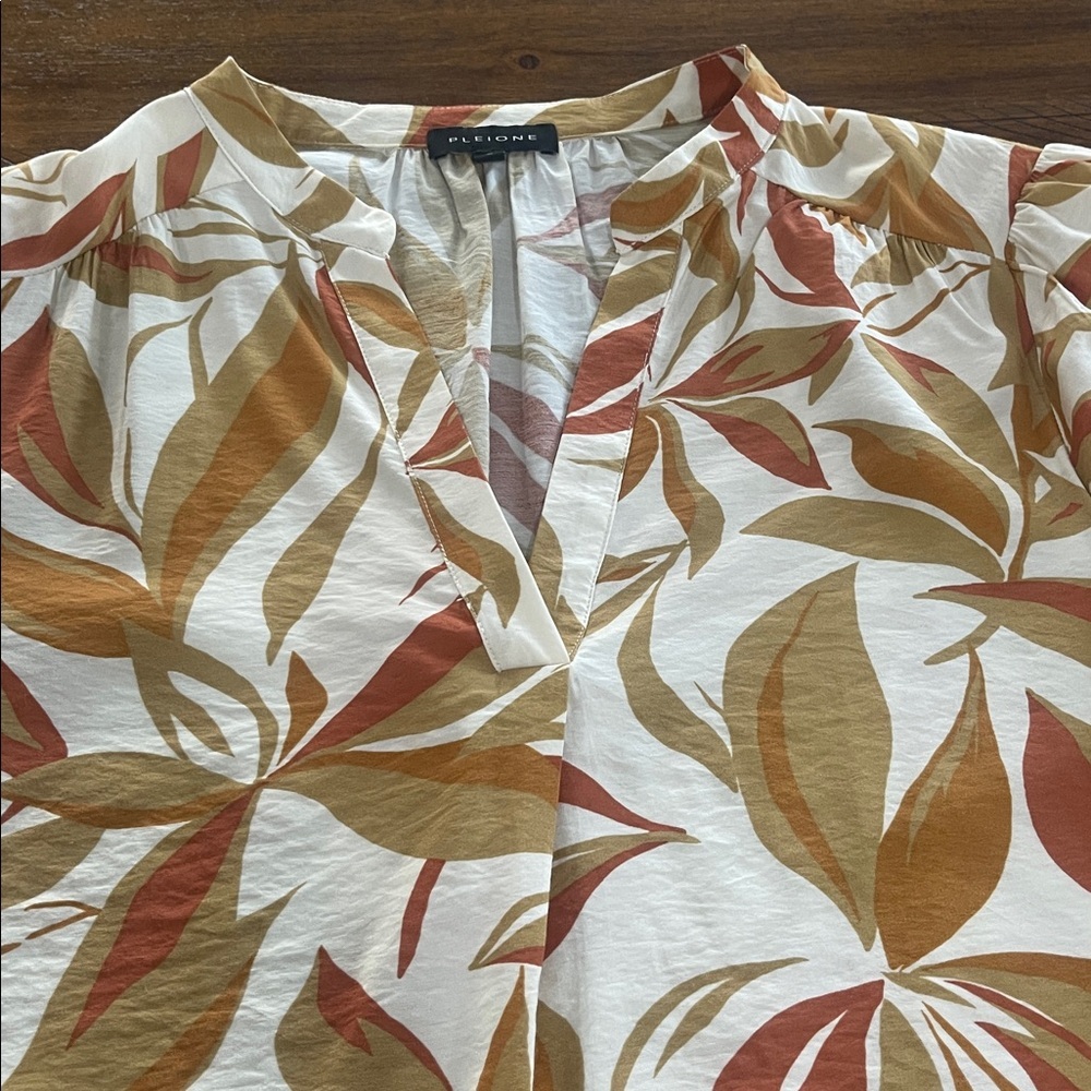 Pleione long sleeve V neck floral leaves top blouse  size M - Picture 7 of 12